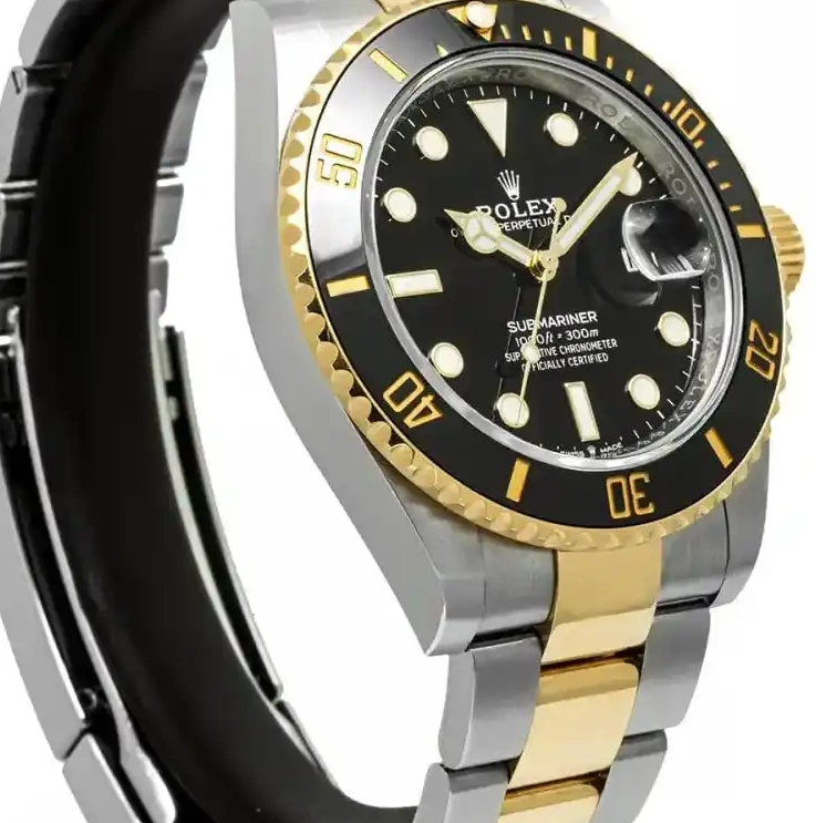 Prestigious JewelLers Submariner Yes 126613LN Rolex 0313