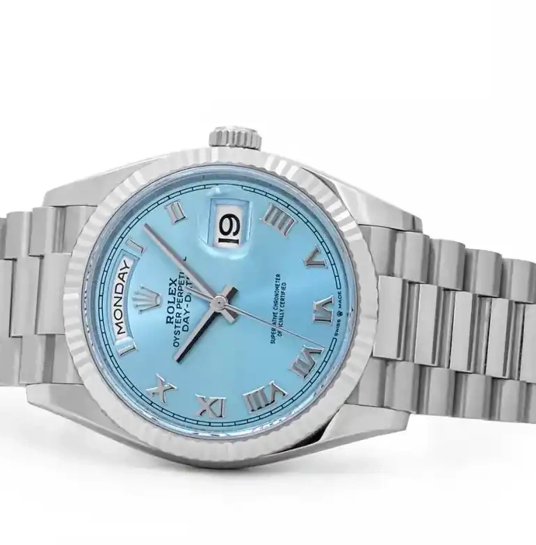 Prestigious Jewelers Blue 128236 Day-Date Rolex 0311