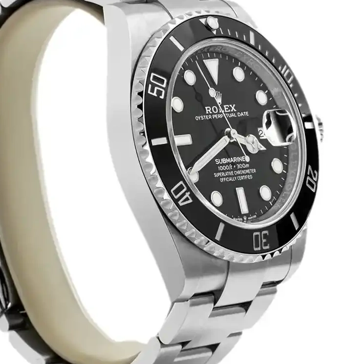 Prestigious JewelLers Good Rolex 126610LN Very Submariner 0318